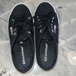 size 38/ 7.5 supergas 2750 COTU Classic black